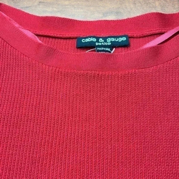 Cable & gauge ladies blouse PM - Picture 2 of 16